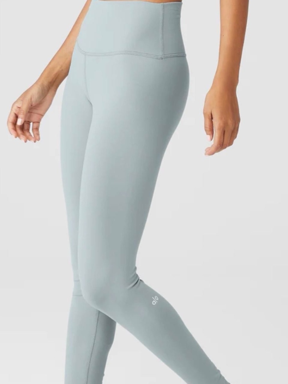 Alo Yoga High-Waist Sage Green Leggings Women’s Size S